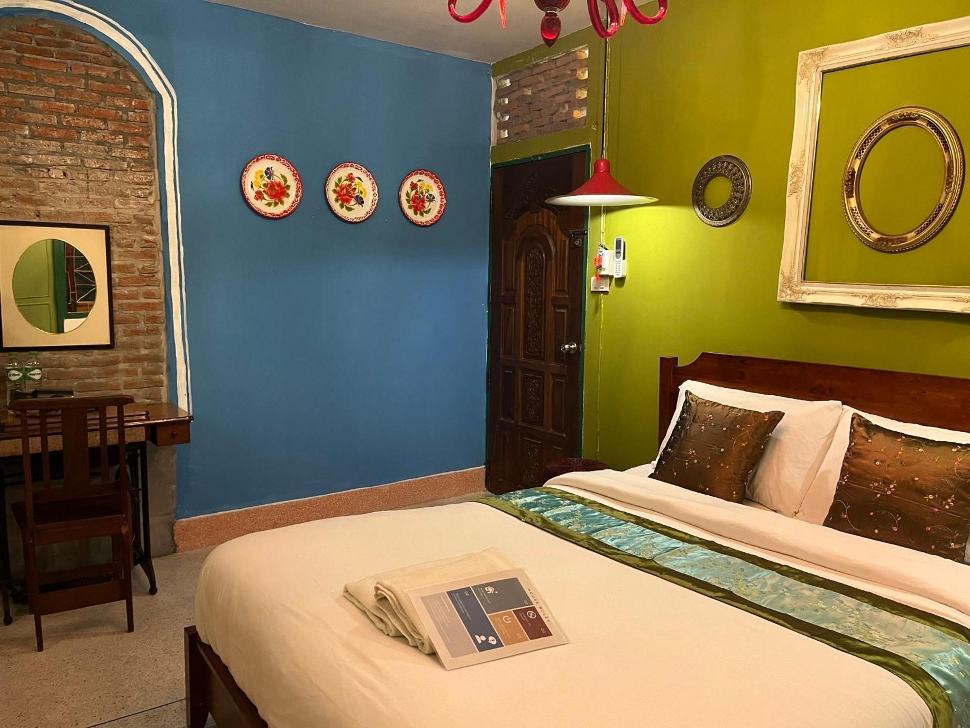 Auntie & Niece Phuket Apartment Ban Sam Kong ภายนอก รูปภาพ
