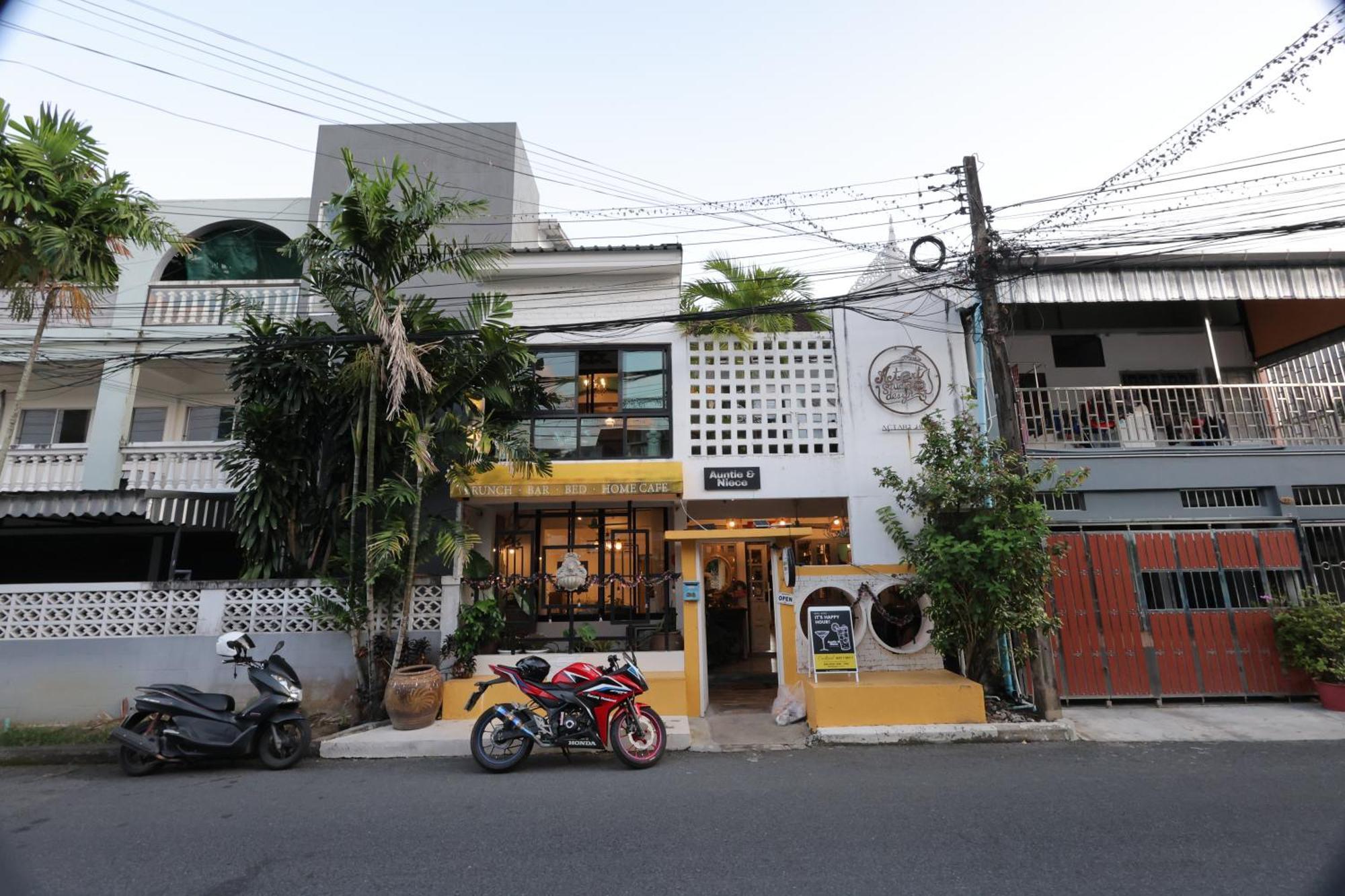 Auntie & Niece Phuket Apartment Ban Sam Kong ภายนอก รูปภาพ